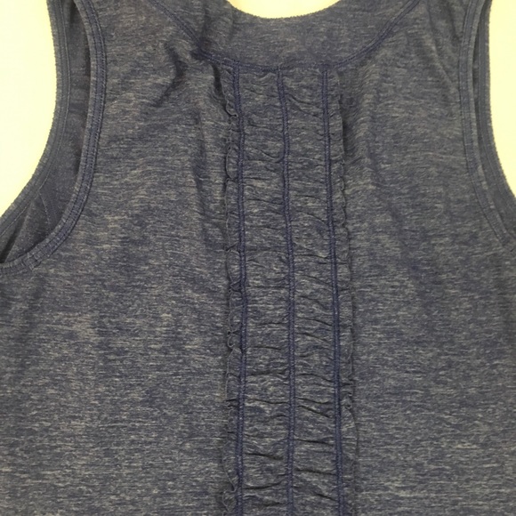 Lululemon Ruffle Back Tank 💙 - Picture 3 of 5